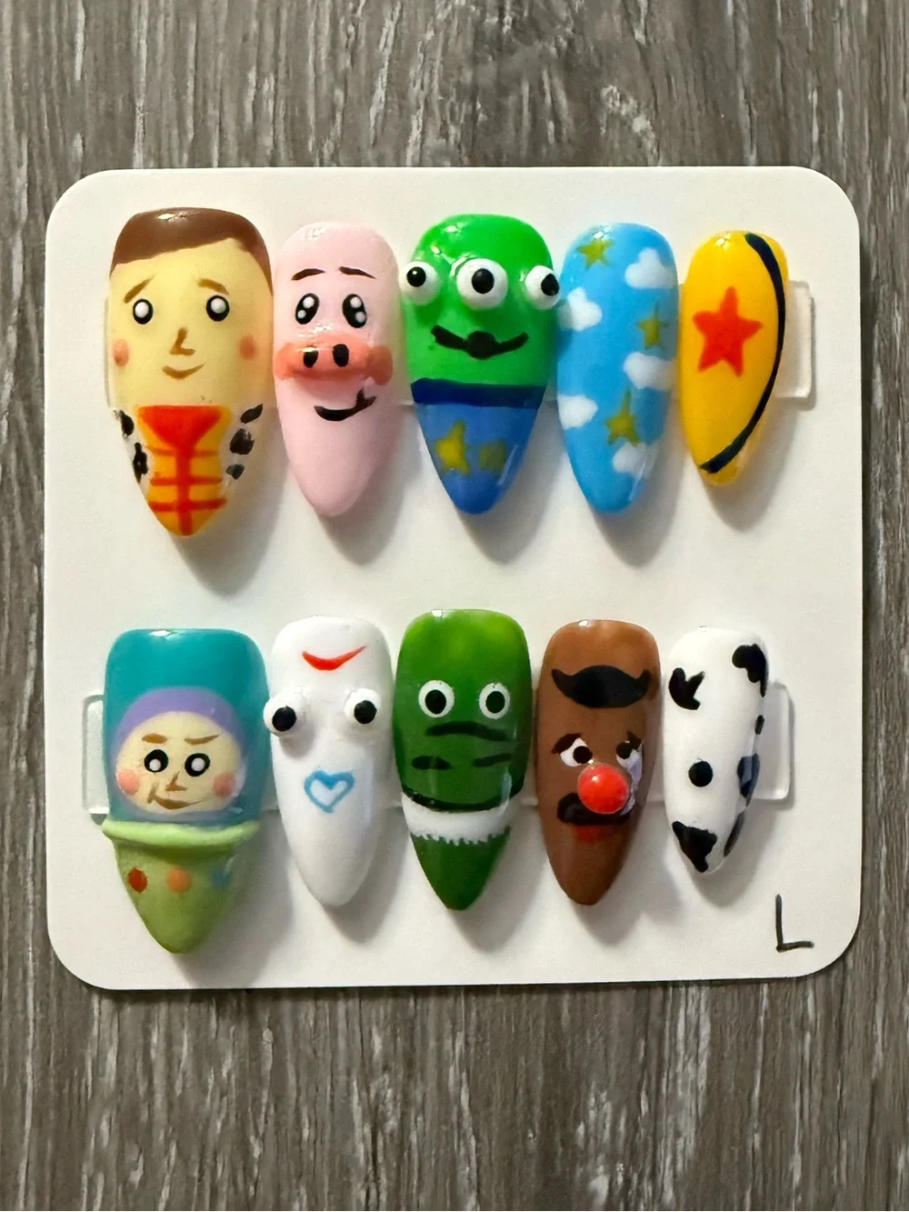 Character Press On Nail Set - Multicolor